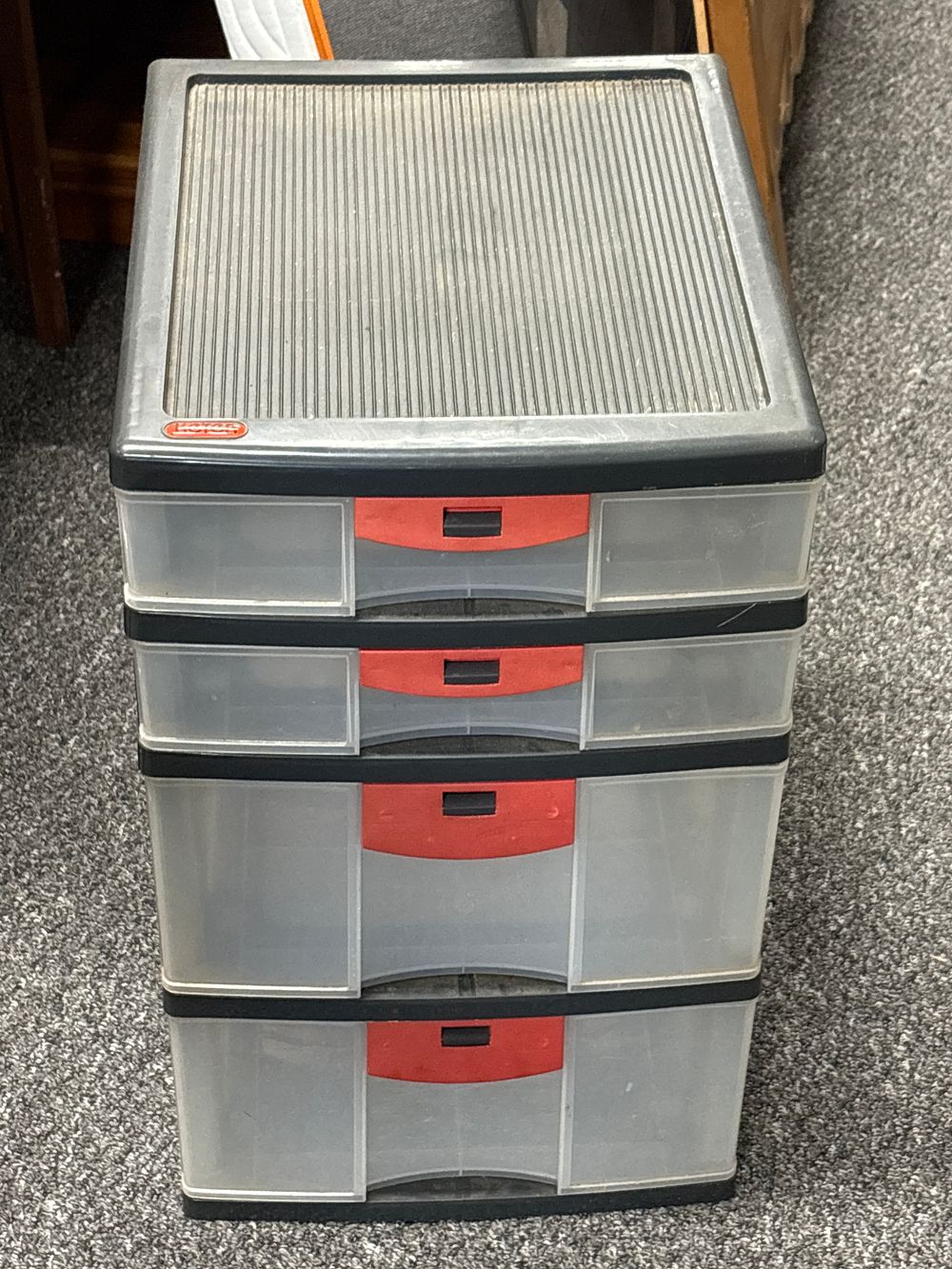Lot 200: Keter 4 Drawer Plastic Storage Unit