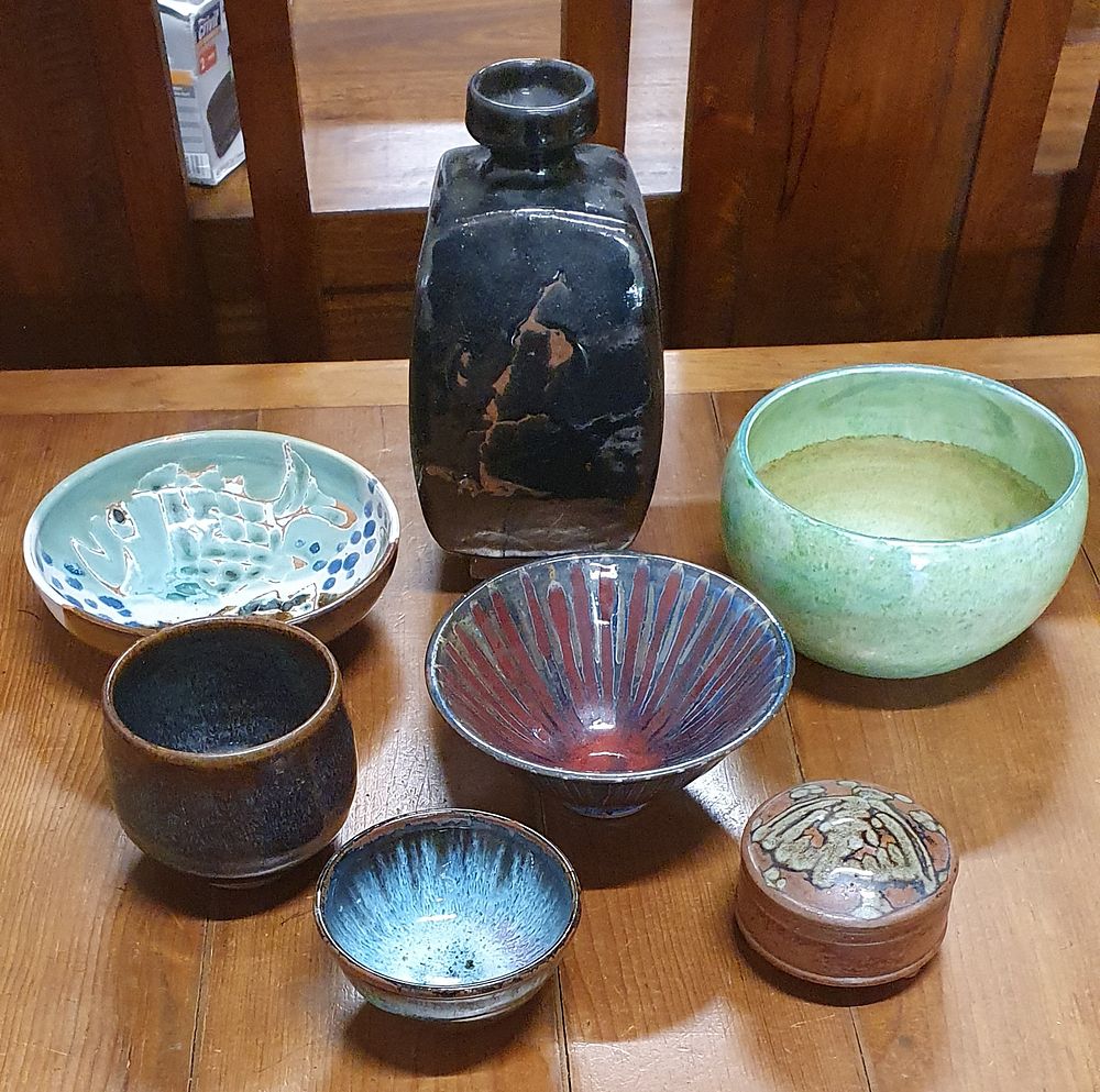 Lot 223: Art studio pottery