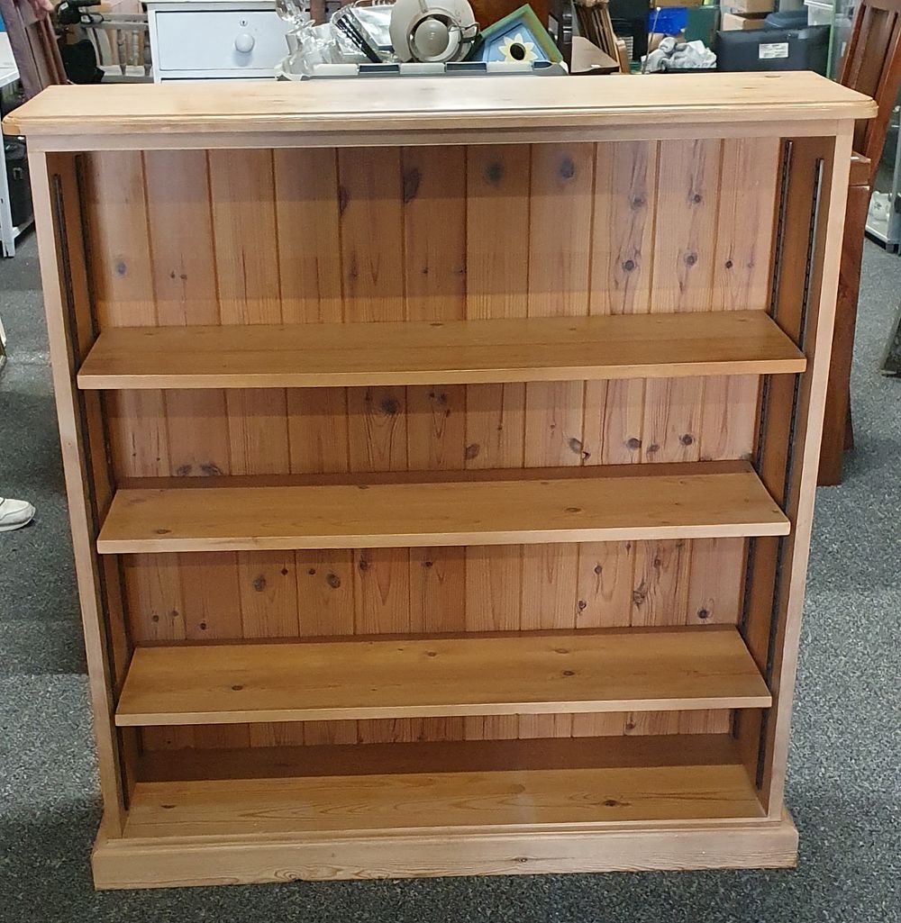 Lot 253: Solid pine bookcase