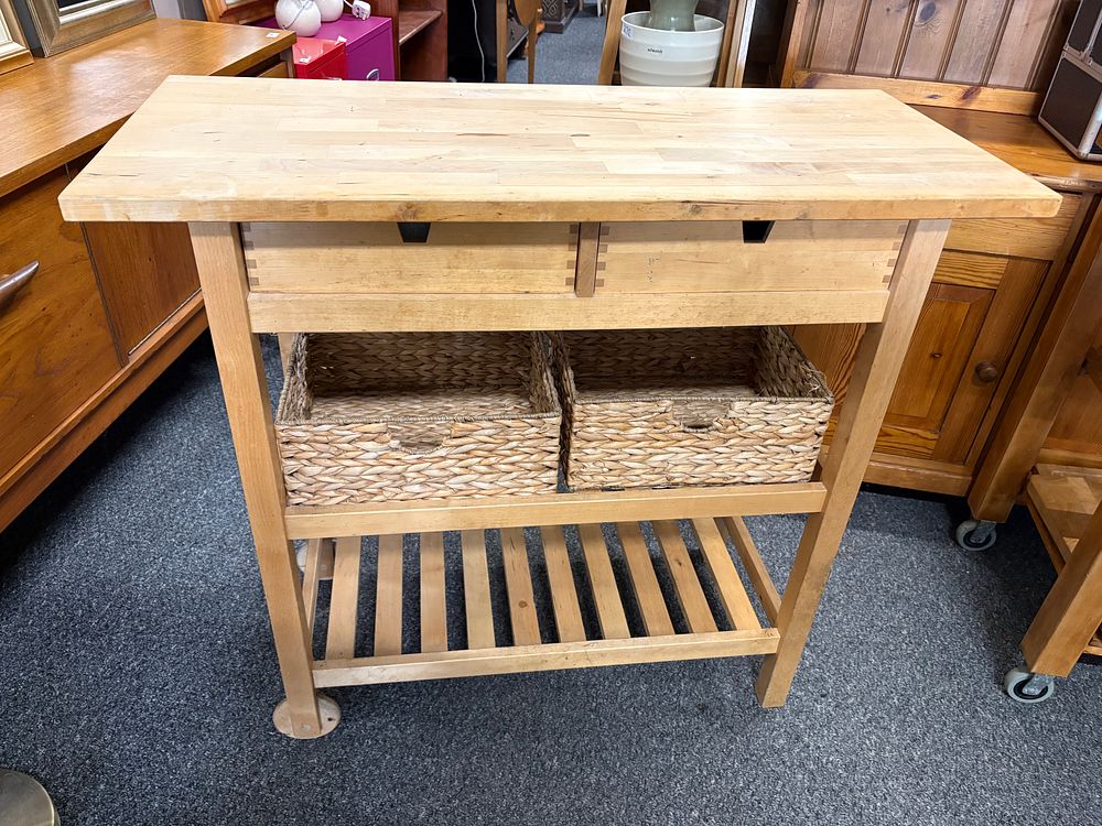 Lot 273: IKEA FÖRHÖJA
Kitchen trolley, birch, 100x43 cm