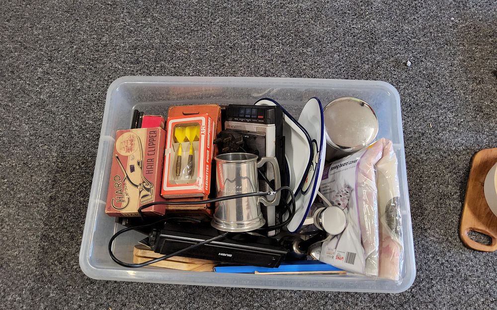 Lot 232: House clearance lot