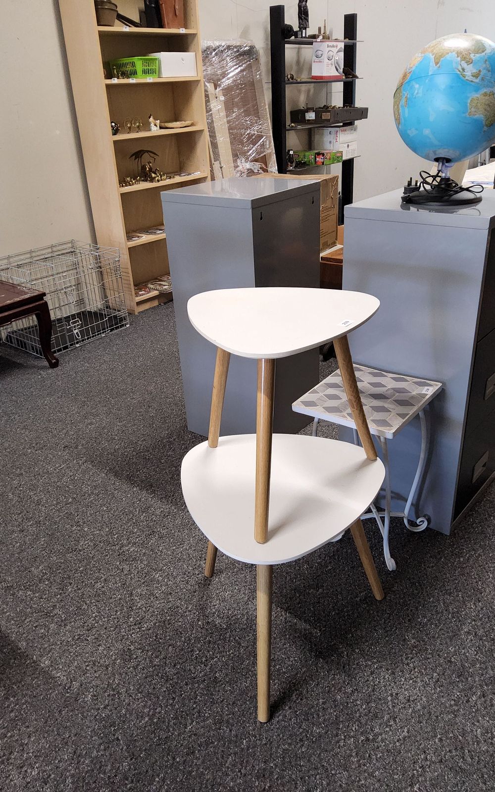 Lot 239: Set of trianglar tables