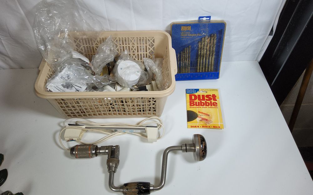 Lot 150: Mixed basket of hardware and tools