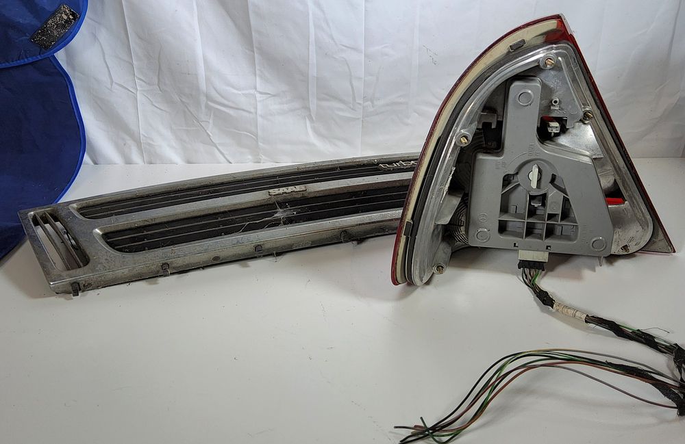 Lot 200: Automotive parts As pictured.