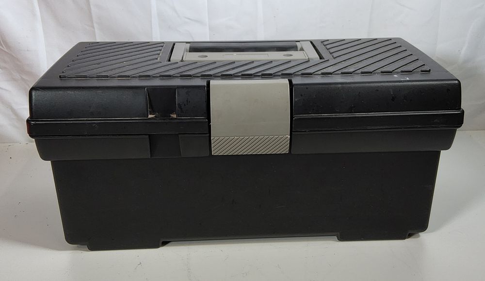 Lot 213: Tool / craft empty storage box .