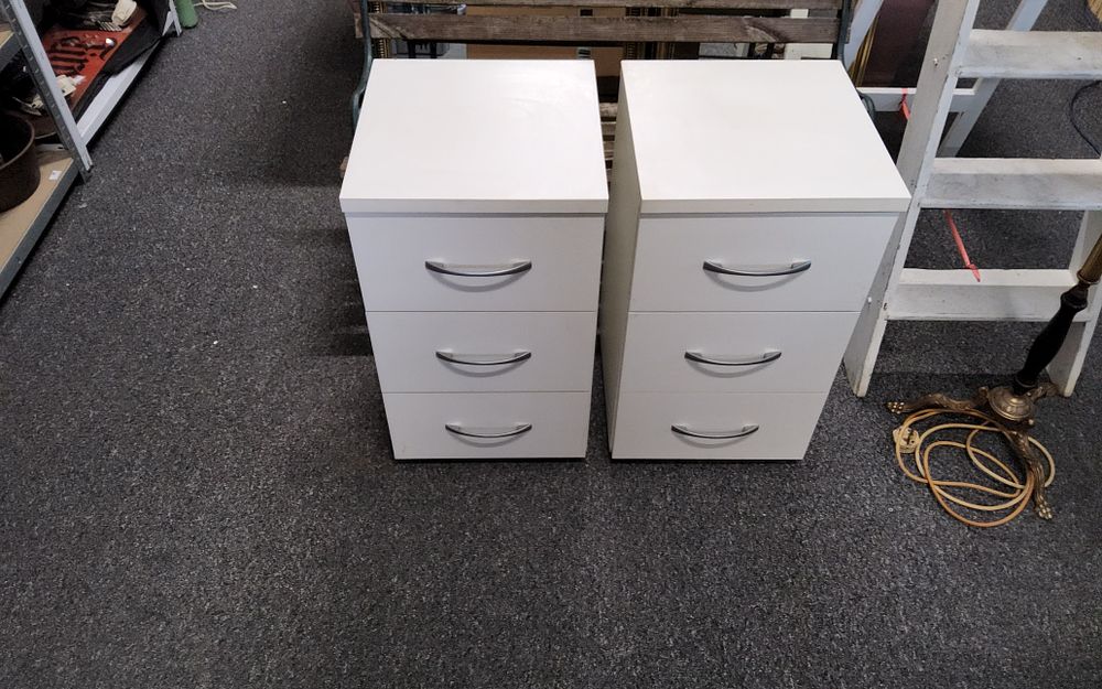 Lot 244: Two 3-Drawer white wooden bedside cabinets 
Size H 27" D 17" W 16"