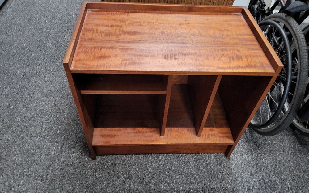 Lot 250: Vintage media cabinet size H 23.5" x W 26.5" x D 15"