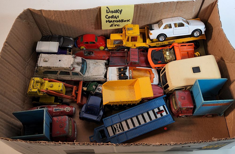 Lot 142A: Dinky, Matcbox, Corgi Vehicles. As pictured.