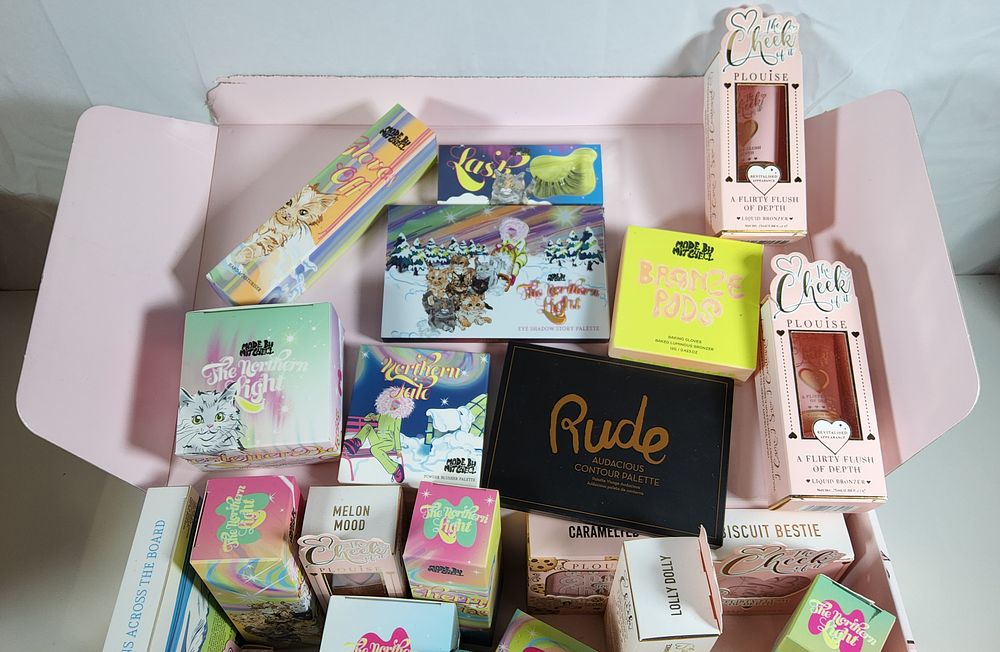 Lot 7: Large Selection of New Cosmetic Products.