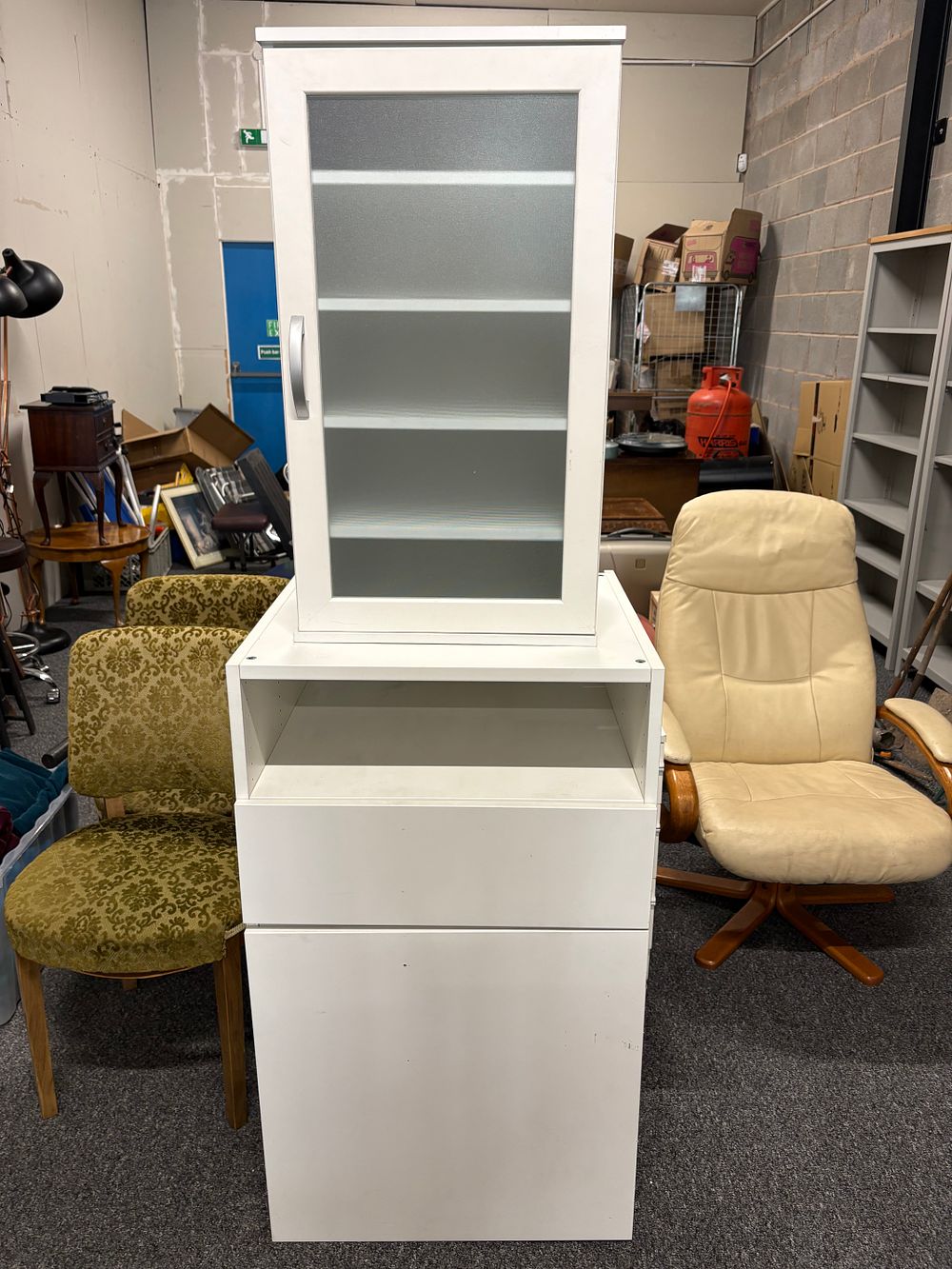 Lot 161: Two Kitchen units as pictured