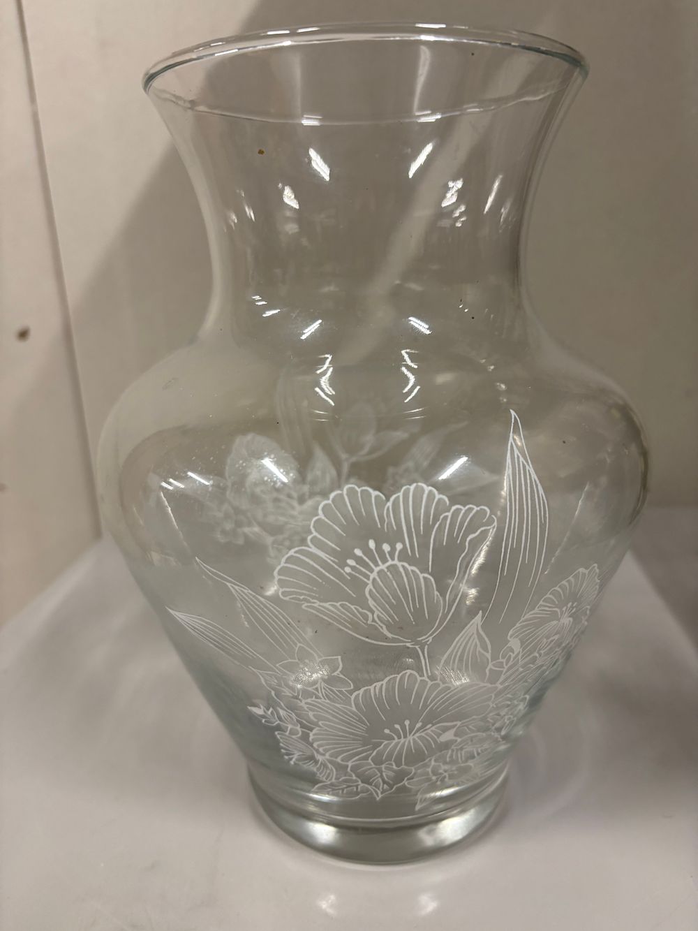 Lot 178: Large Etched Glass Vase