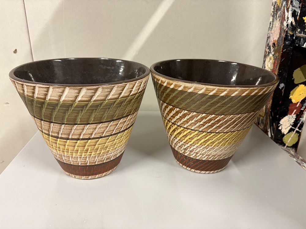 Lot 201: Pair of vintage Weat German DEE CEE Plant Pots