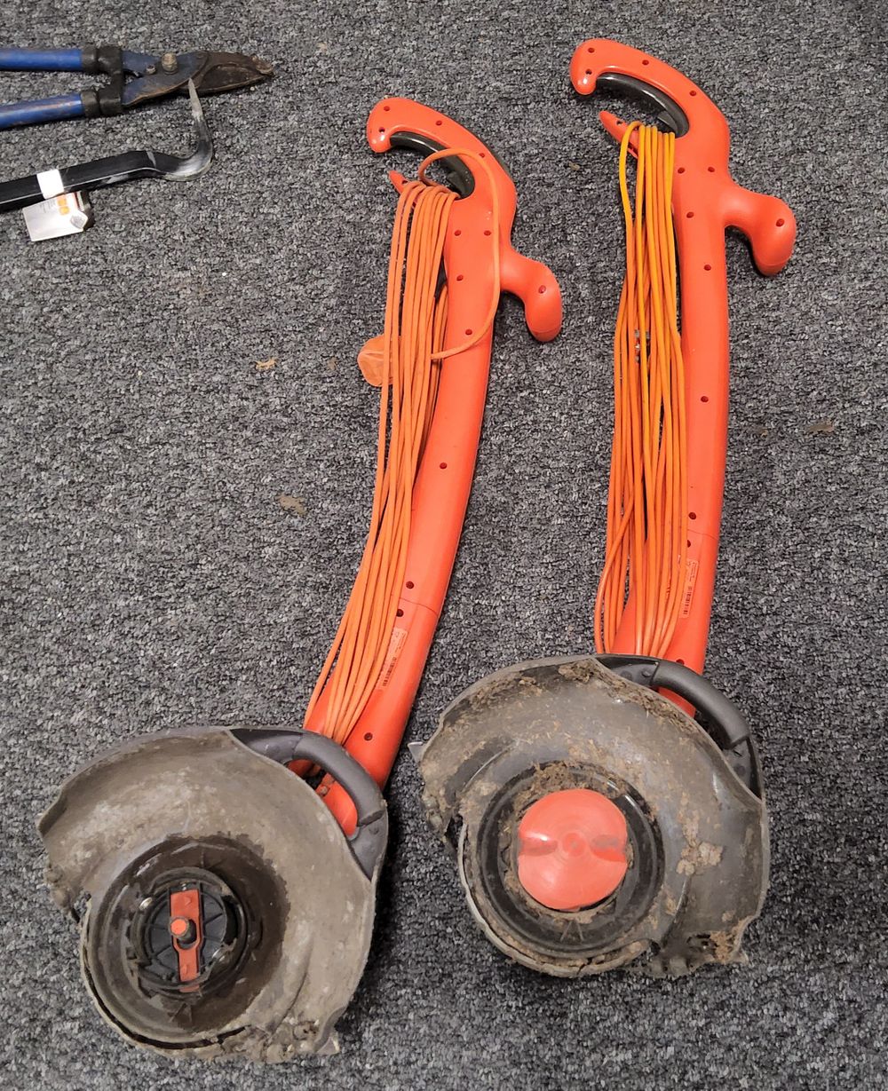 Lot 207: 2 x "Flymo" Strimmers.