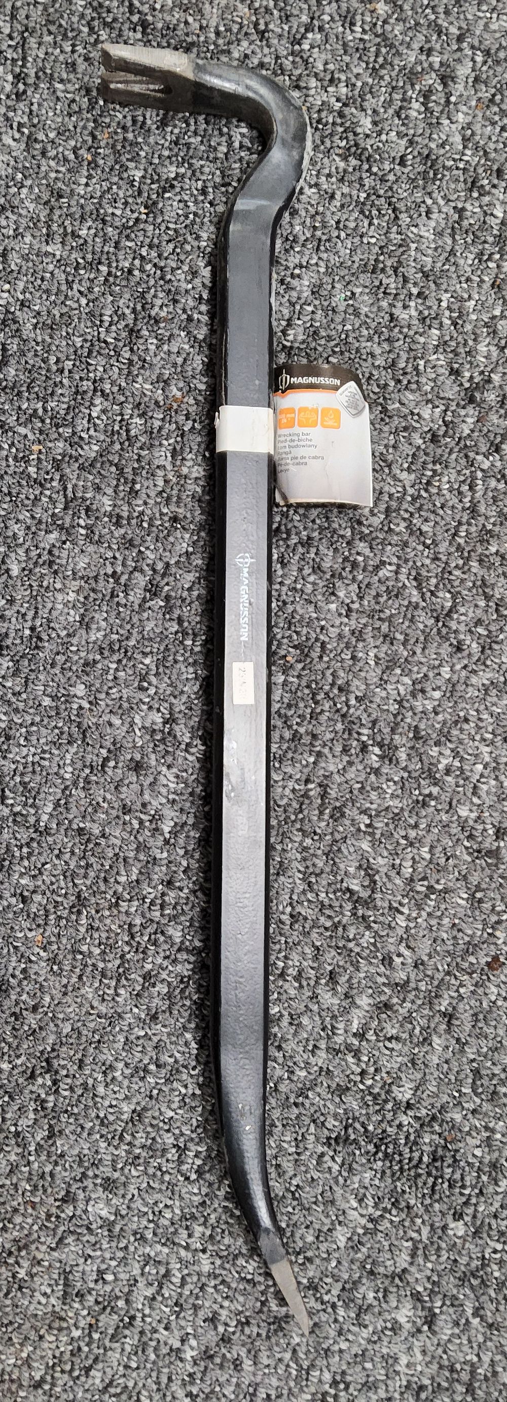 Lot 210: Wrecking Bar.