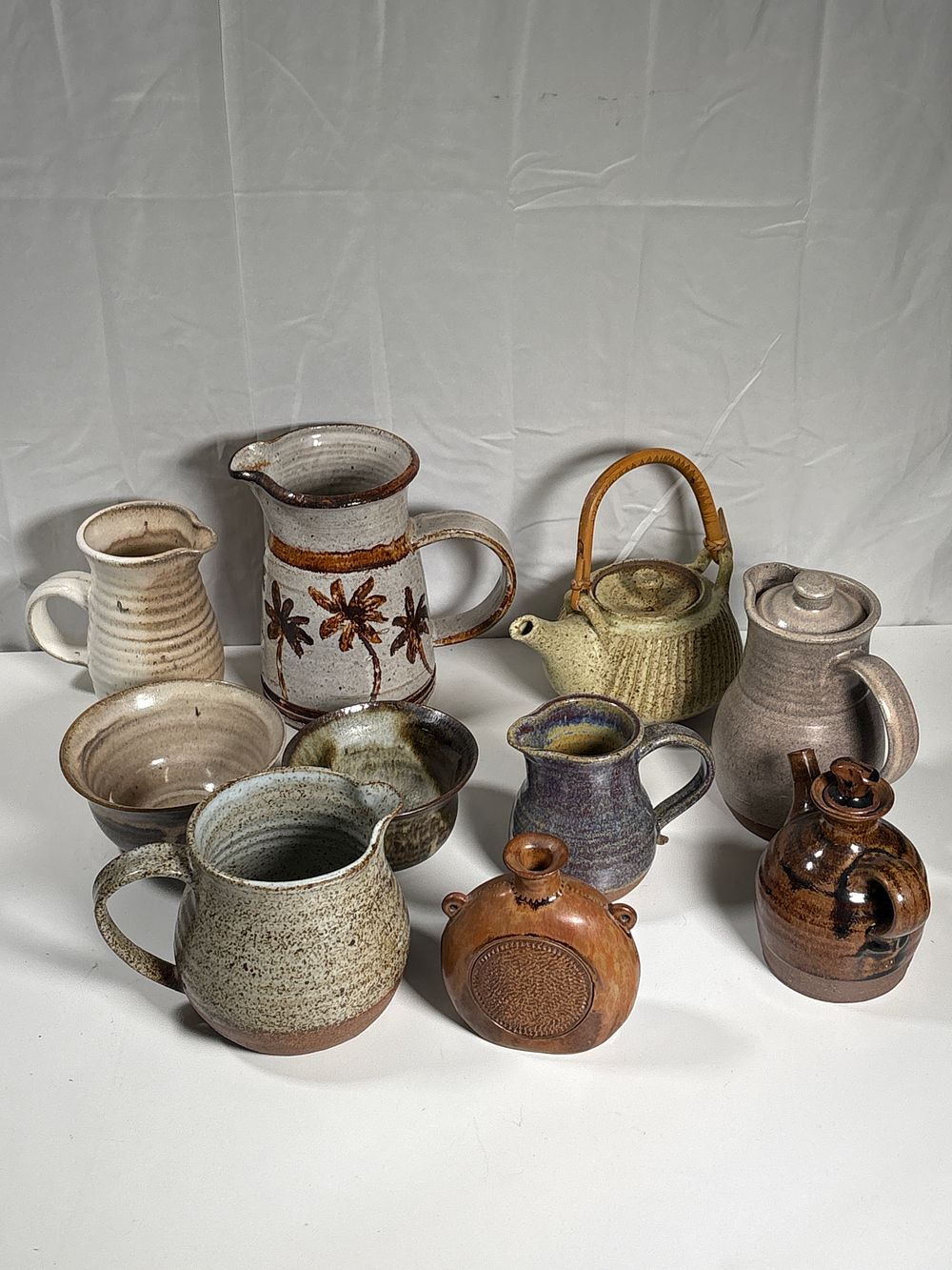 Lot 251: Ten Pieces of Useful decorative Studio Pottery
