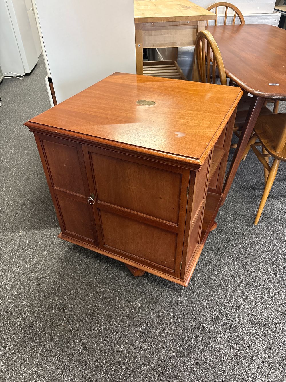 Lot 260: Rotating Storage Unit with Lockable Cupboard