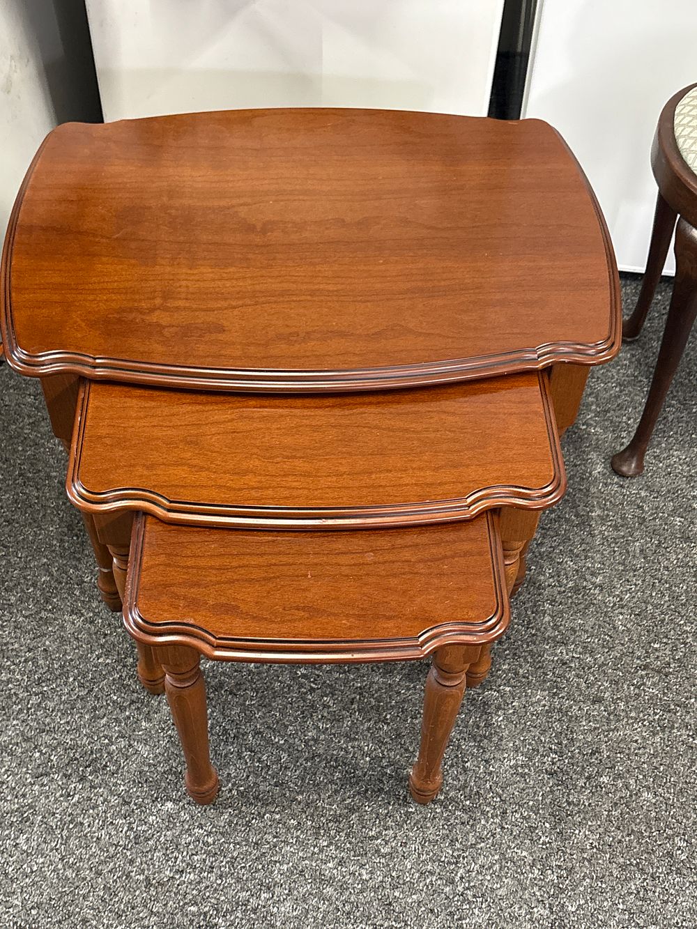 Lot 261: Tidy Nest of 3 Tables