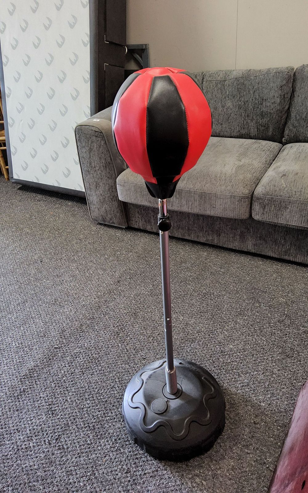 Lot 156: Kids punchbag