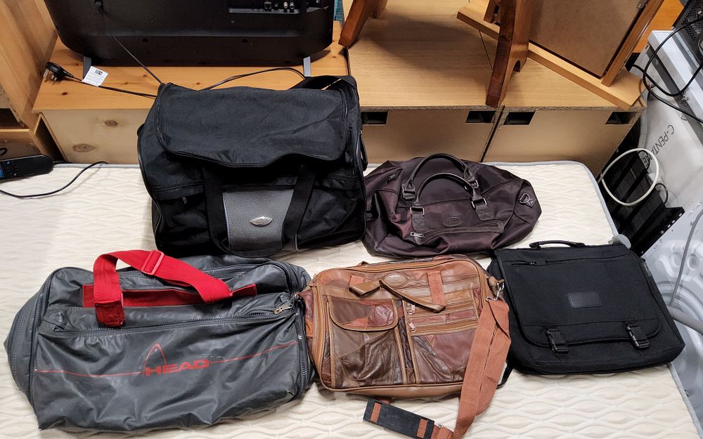 Lot 155: 5x bags