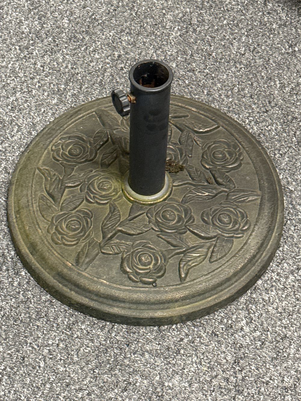 Lot 185: Cast iron Parasol Stand