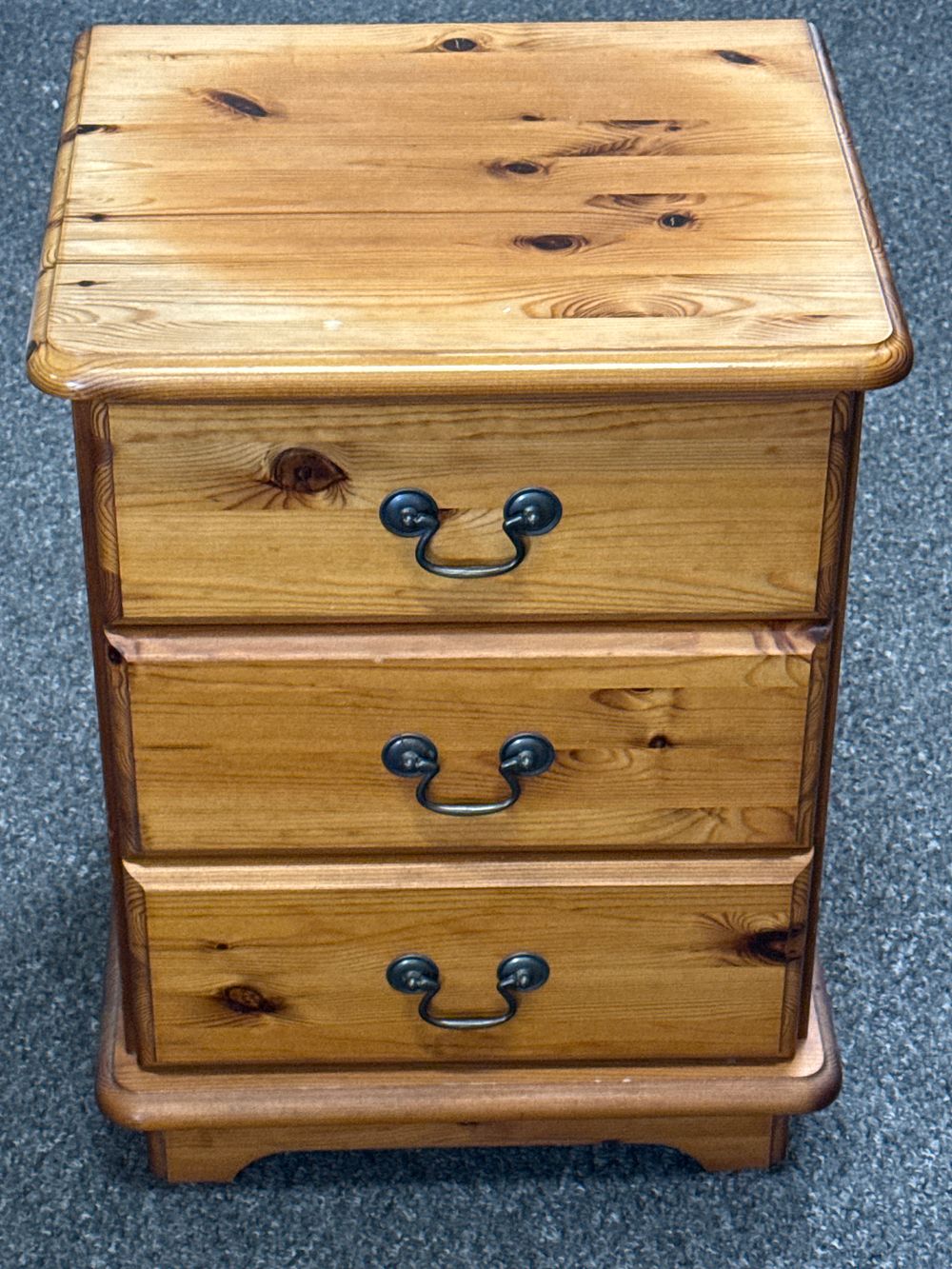 Lot 196: Pine 3 Drawer Bedside Cabinet