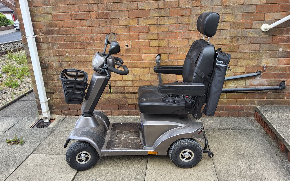 Lot 218: 2024 Model Sterling s425 mobility scooter