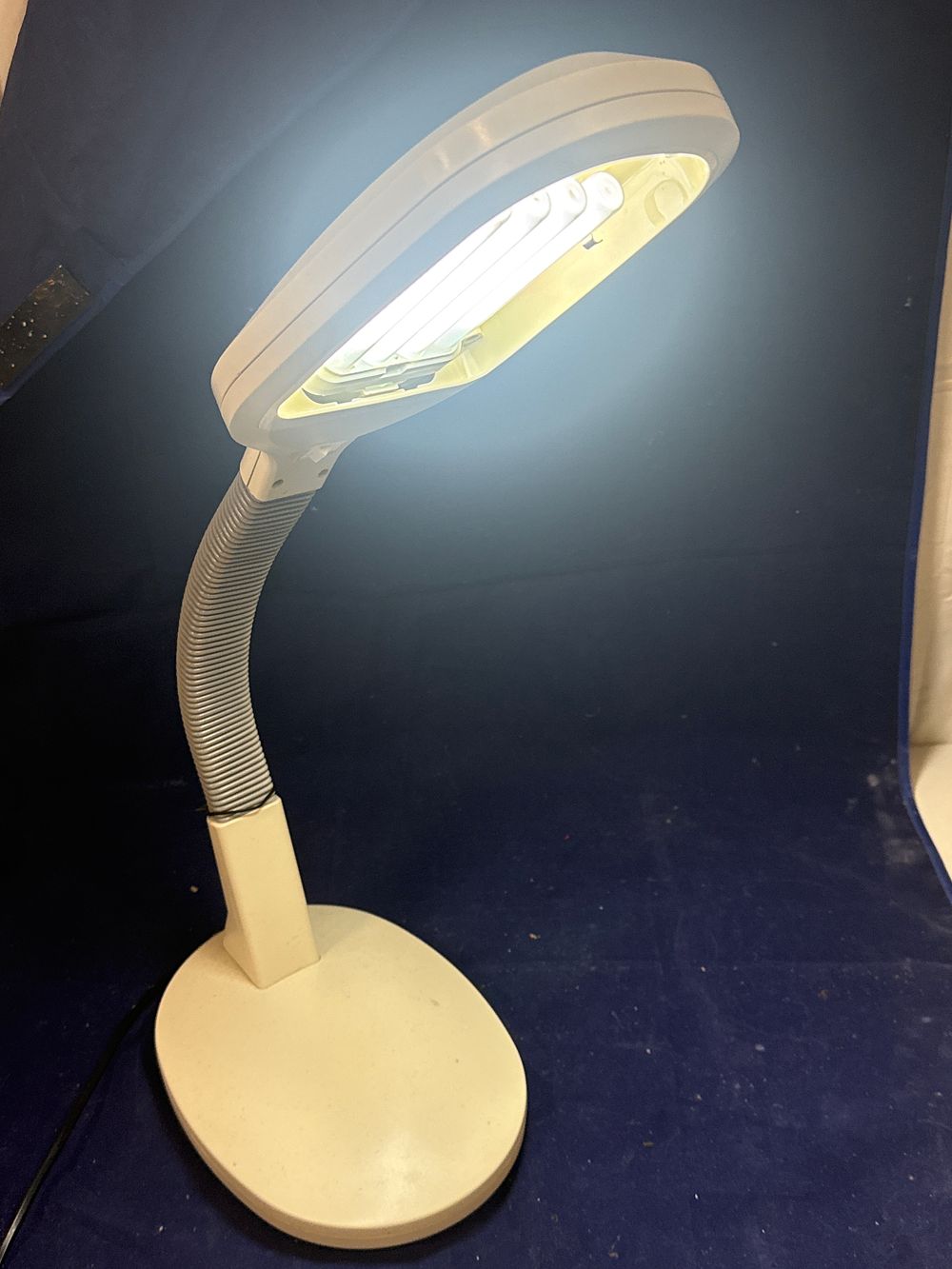 Lot 154: Adjustable High Vision Lamp