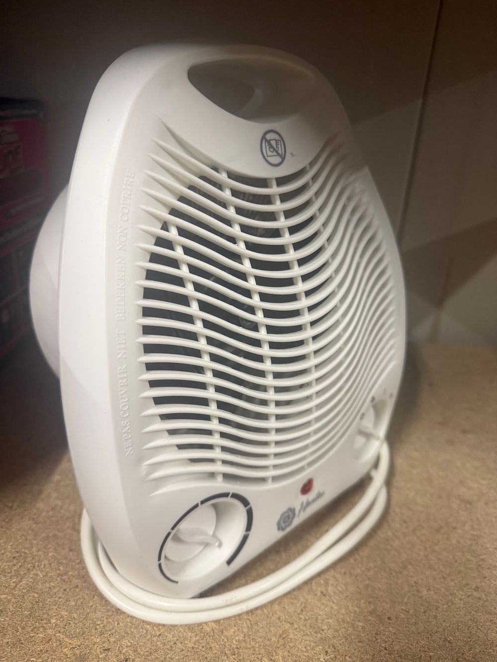 Lot 171: Modern Fan Heater