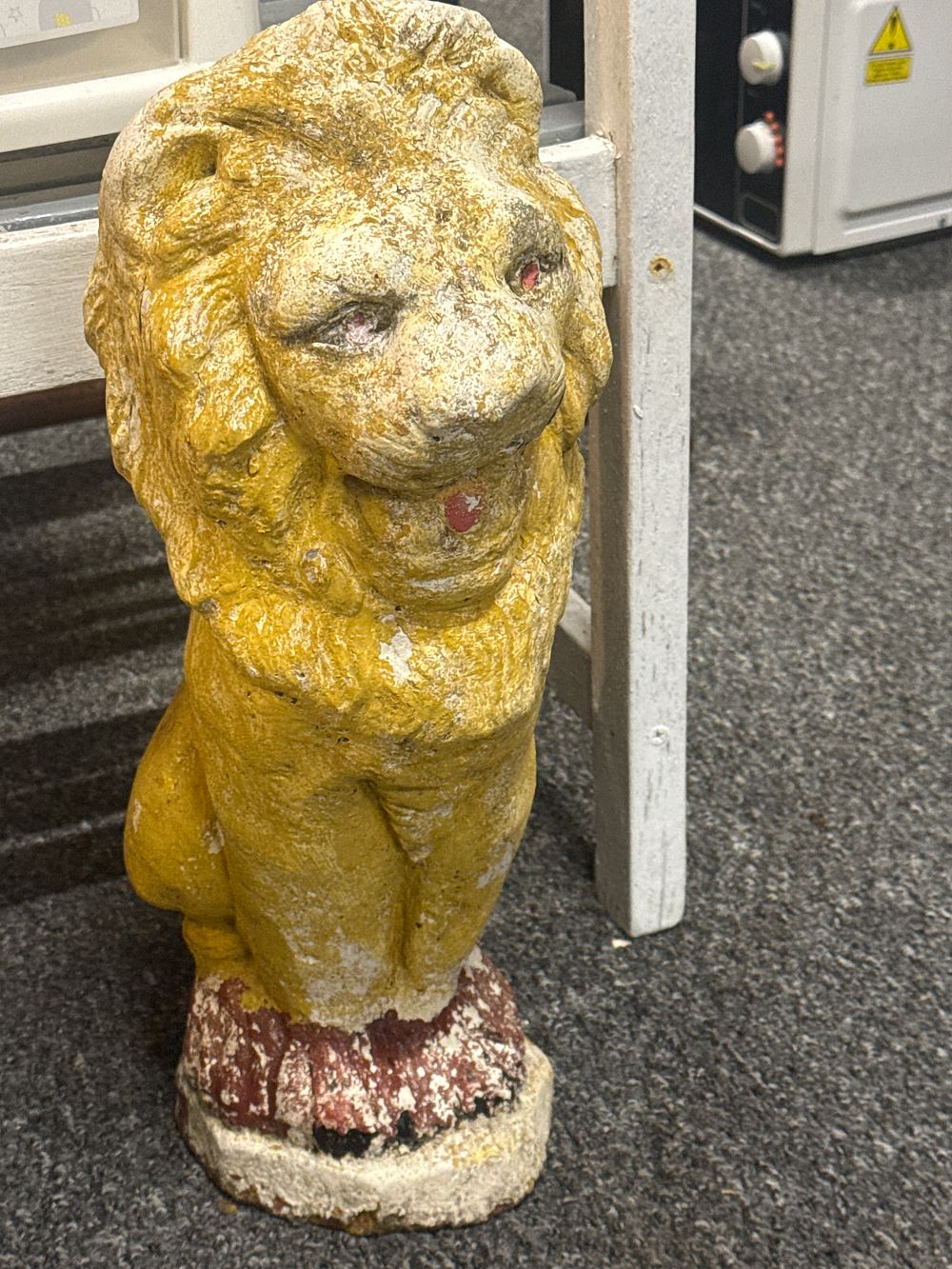 Lot 190: Concrete Lion Garden Ornament