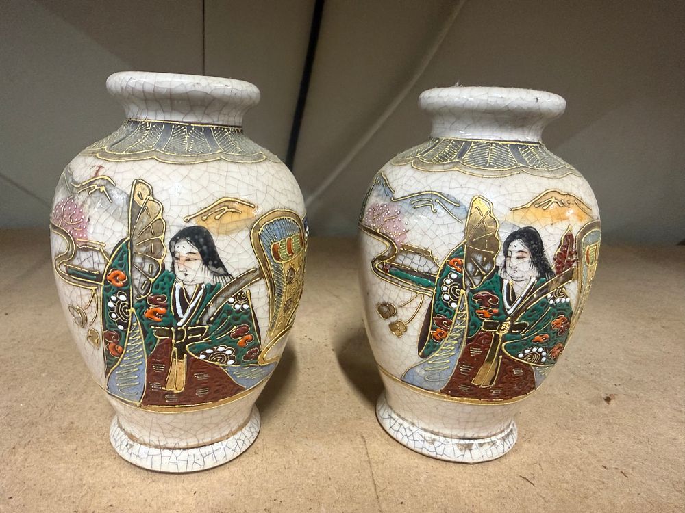 Lot 155: A Pair of Japanese Satsuma Style Moriage Miniature Vases