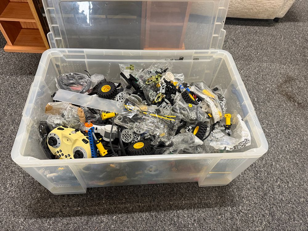 Lot 224: A Large Collection of LEGO Technic Parts including Electronic Components