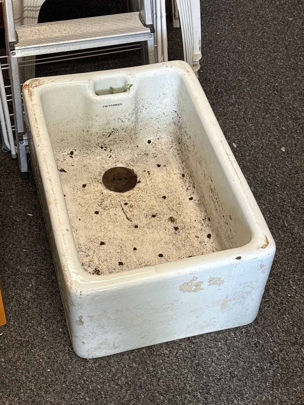 Lot 251: Old Belfast Sink