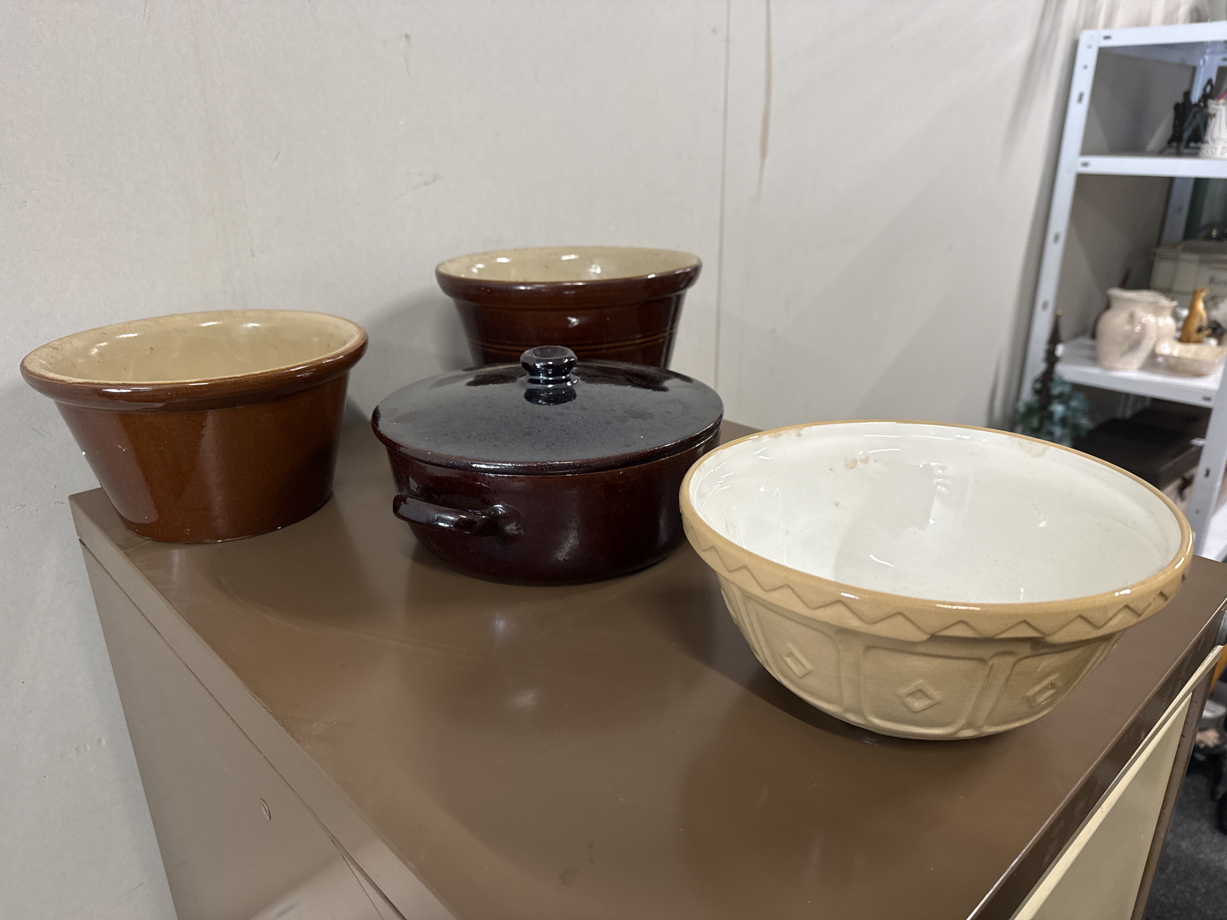 Vintage Ovenware includes Pearson