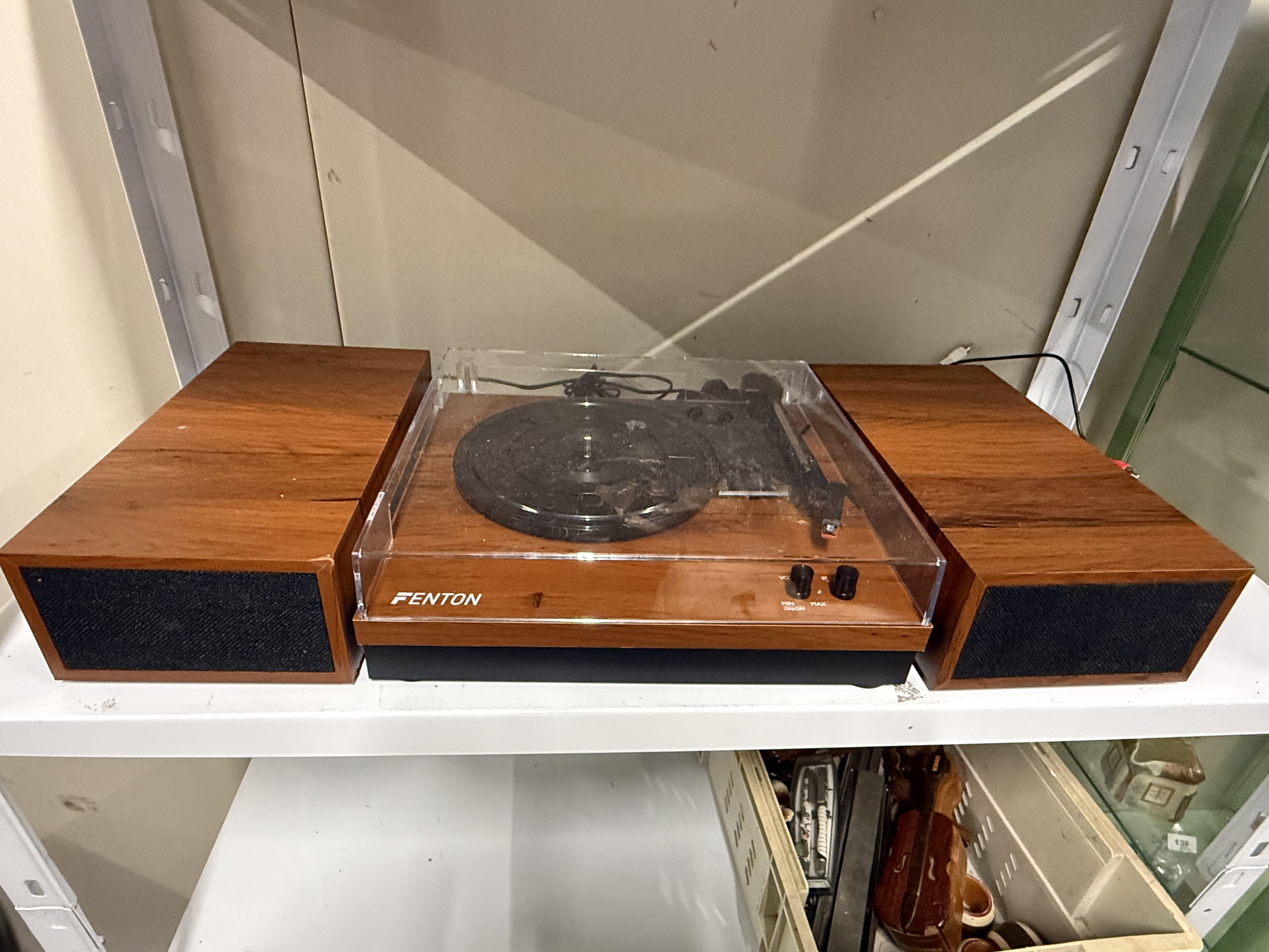 A Fenton RP165 three-speed Bluetooth record player set with external speakers