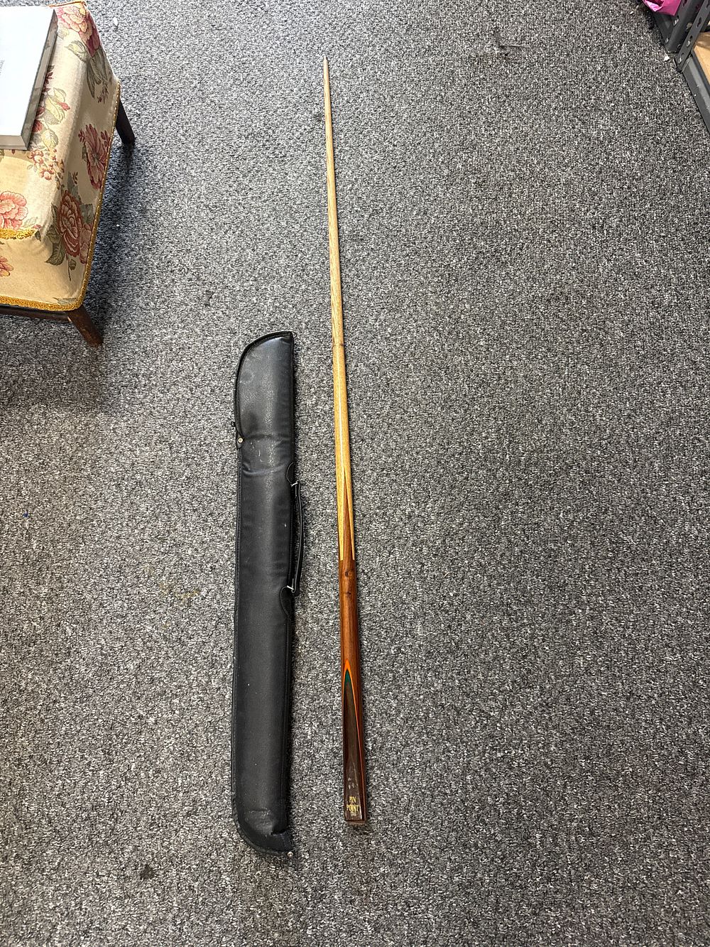 Lot 72: Pin Point BD517 2-piece snooker cue with padded carrying case