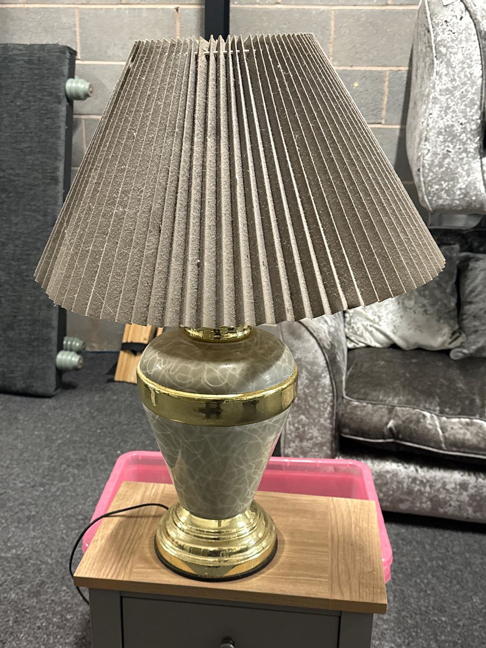 Lot 152: Vintage style marbled ceramic table lamp with pleated shade