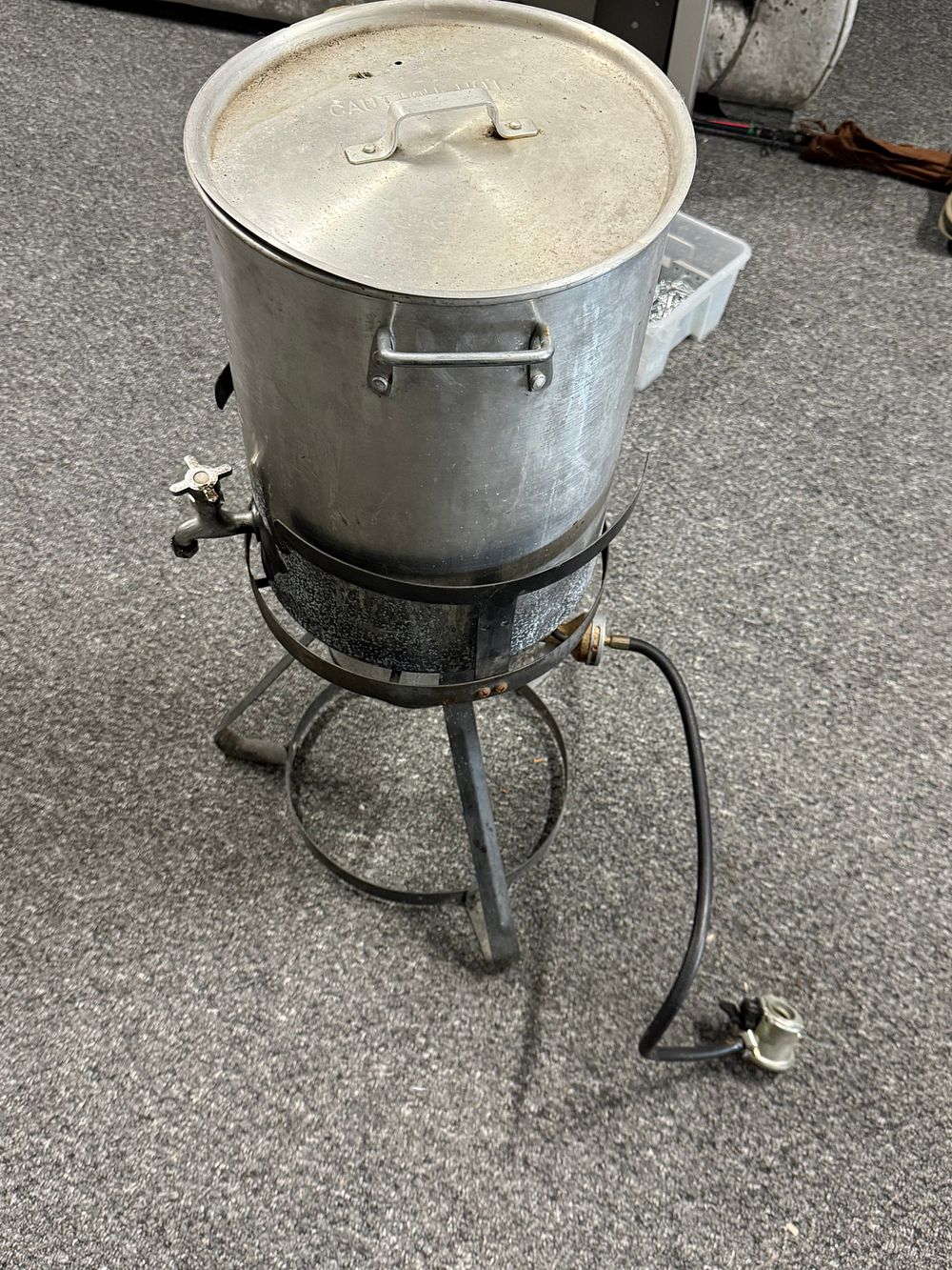 Lot 180: Large aluminium outdoor propane gas cooker with stock pot and stand