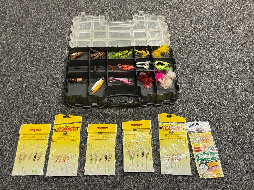 Lot 198: A collection of assorted fishing lures and terminal tackle rigs