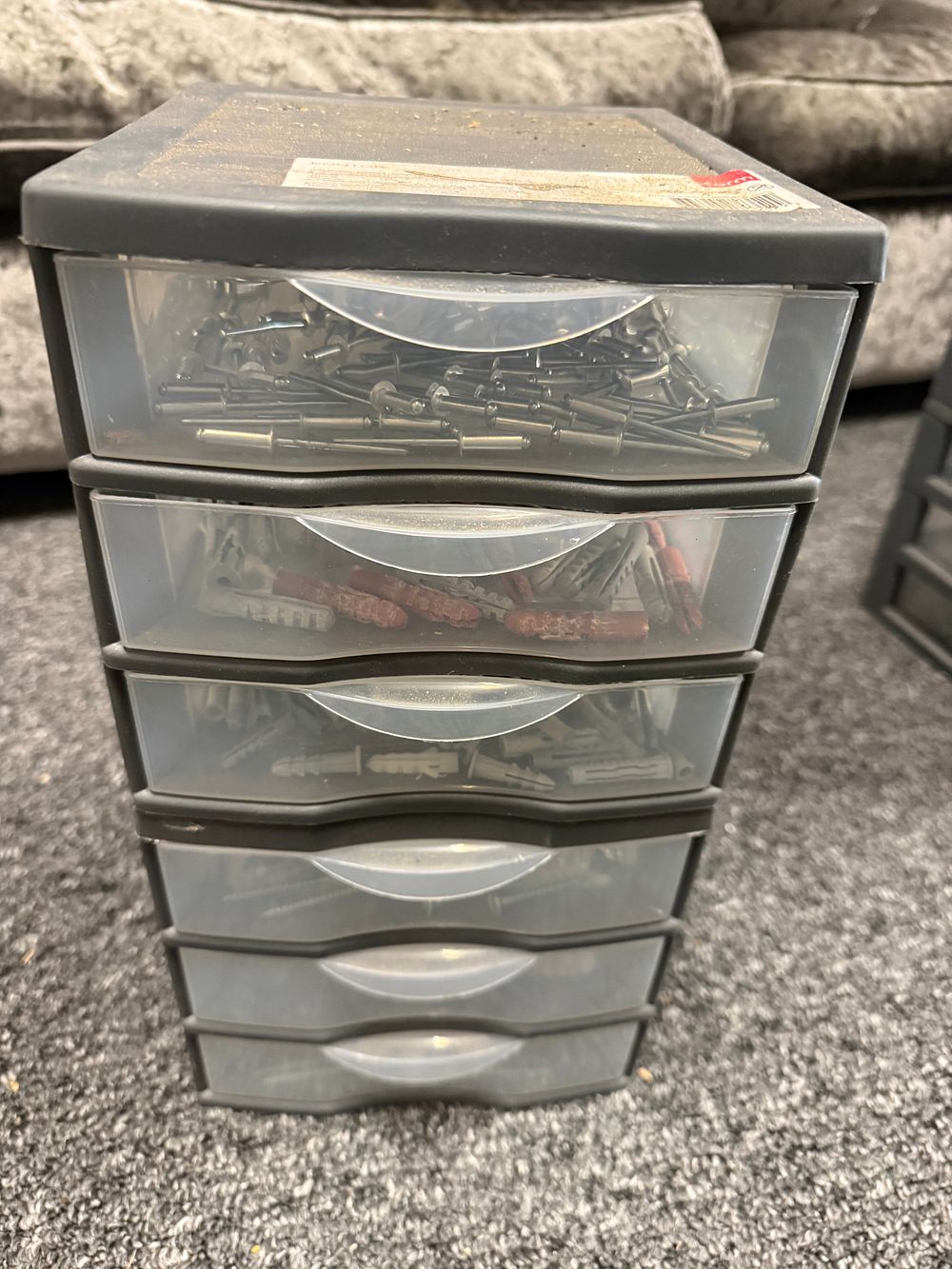 Lot 225: A six-drawer plastic workshop unit containing assorted hardware