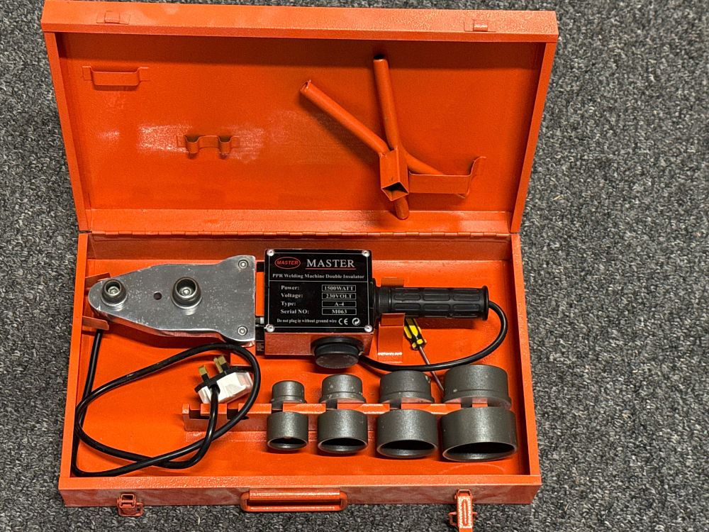 Lot 241: Master PPR Pipe Welding Machine Kit in Metal Case
