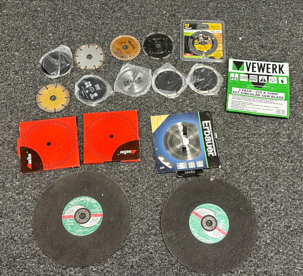 Lot 184a: Assortment of Power Tool Cutting Blades and Abrasive Discs