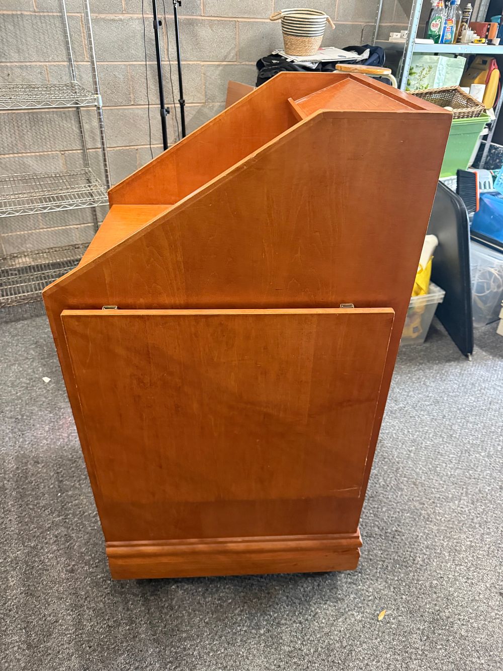 Lot 295: A Polished Hardwood Mobile Lectern With Fold-Out Side Leaf