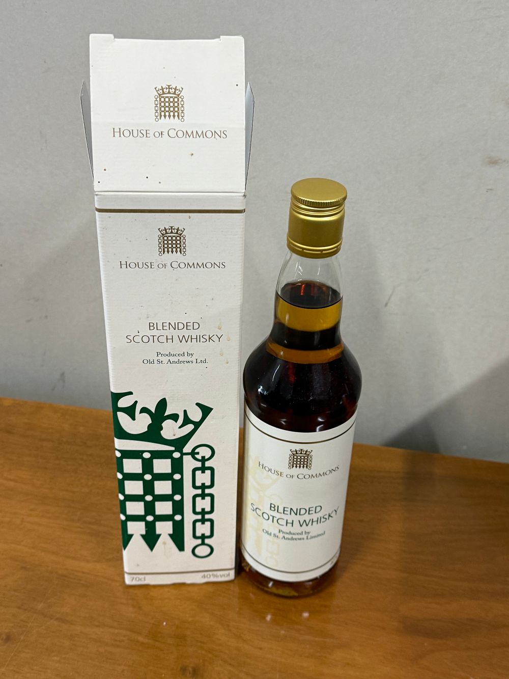 Lot 93a: 70cl Boxed Bottle of House of Commons Whisky