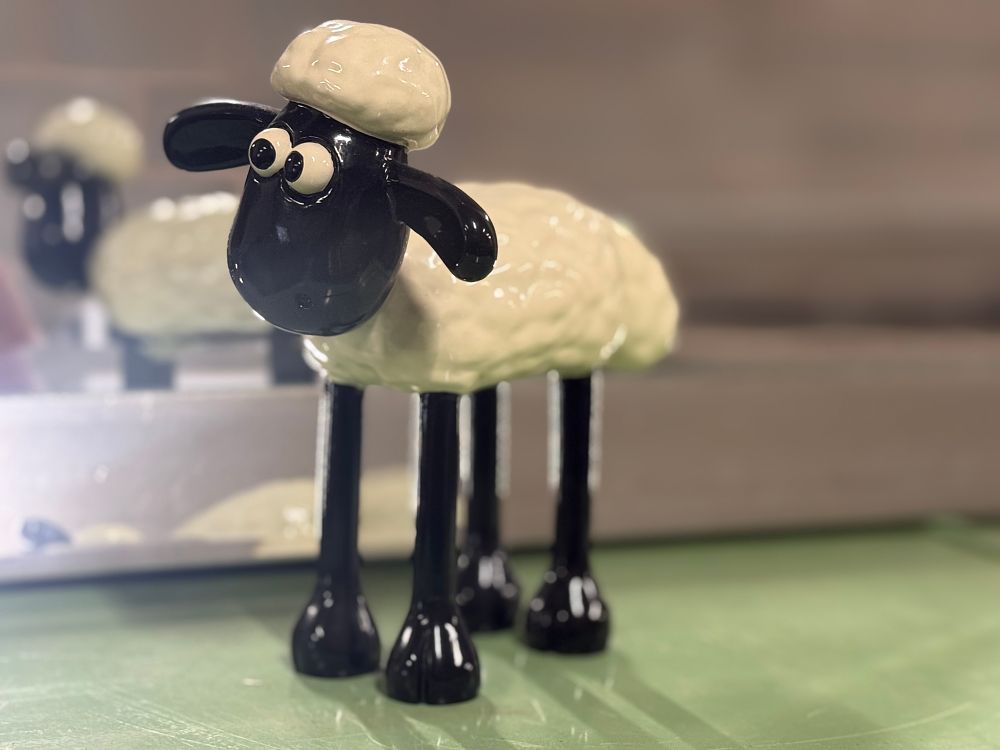 Lot 17: An Aardman Animations Shaun in the City ceramic figurine