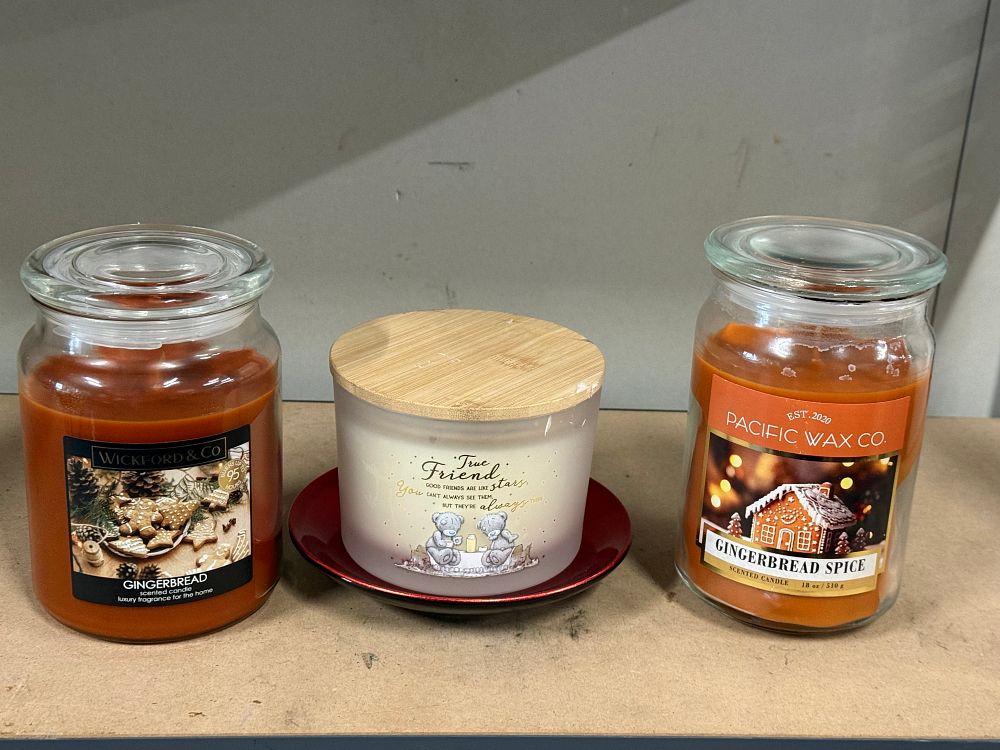 Lot 46: A trio of scented jar candles including gingerbread scents