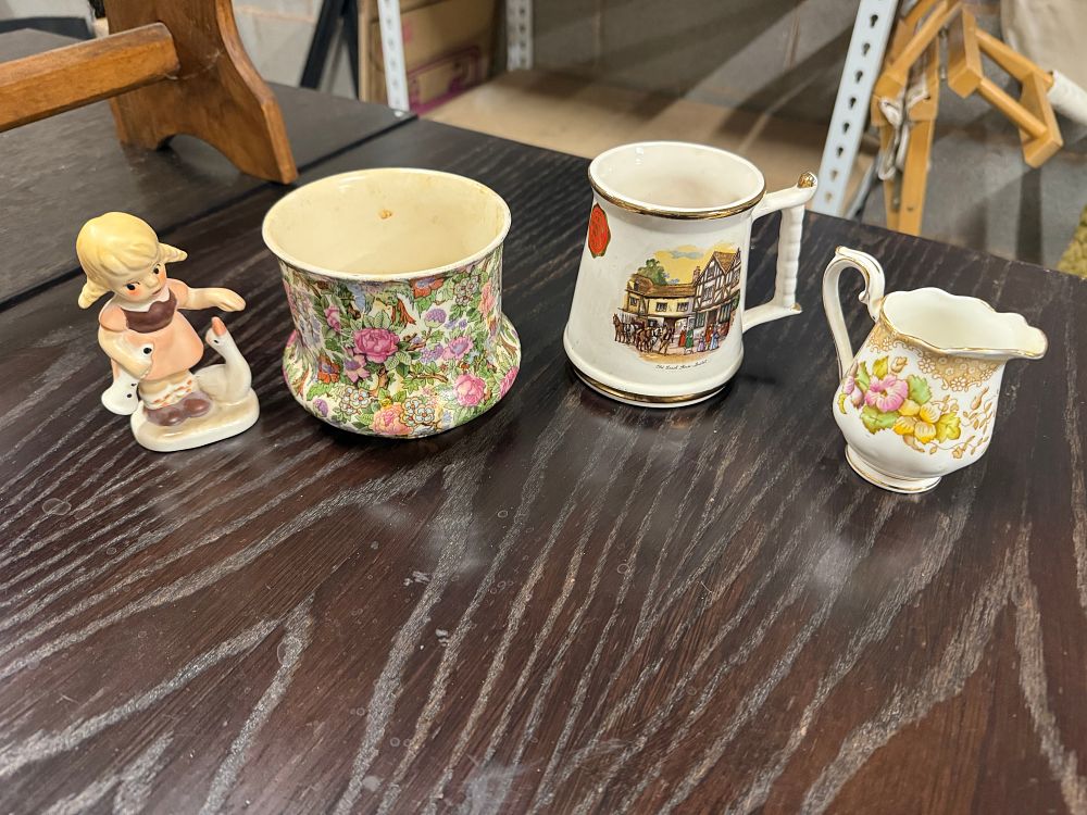Lot 162: A Group of Decorative English Ceramics and a Figurine