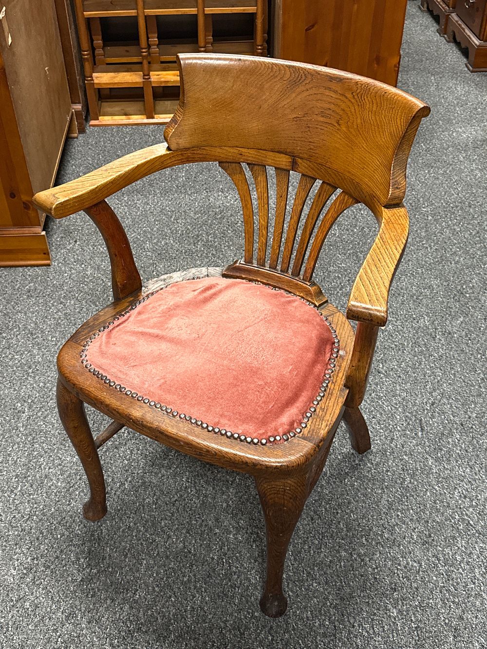 Lot 231: An Edwardian quartersawn oak desk elbow chair with fan back