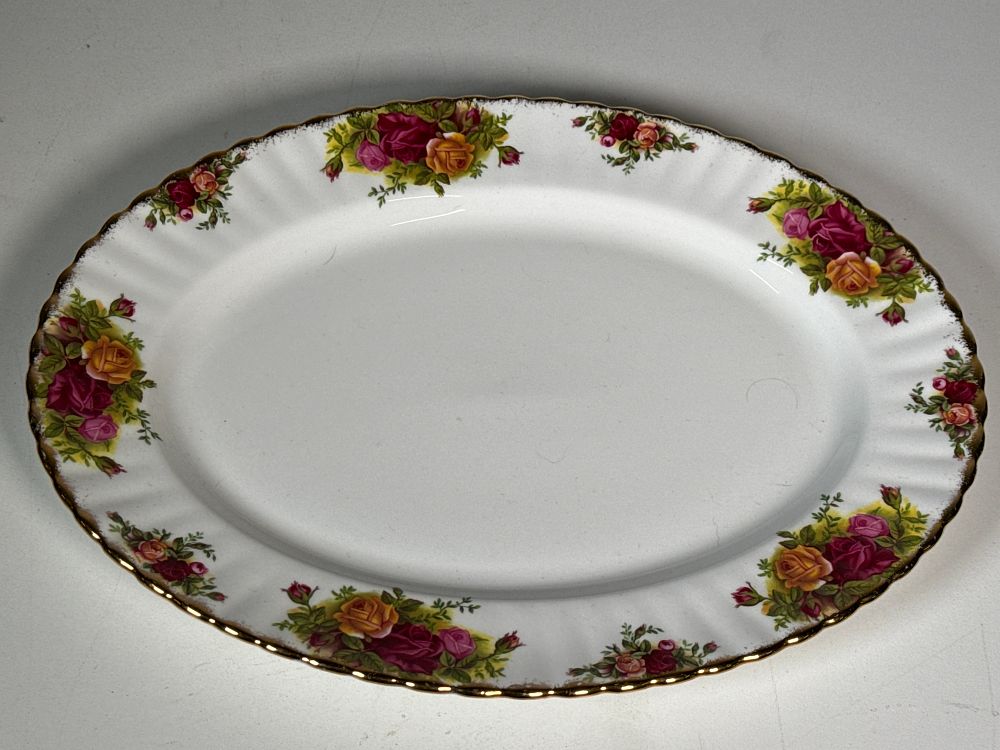 Lot 253: Royal Albert Old Country Roses bone china oval serving platter