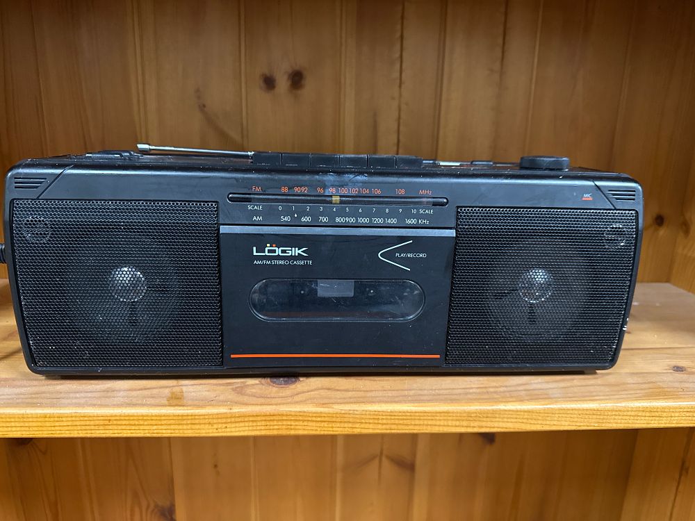 Lot 260: A Logik SX 5002 portable AM/FM stereo cassette recorder