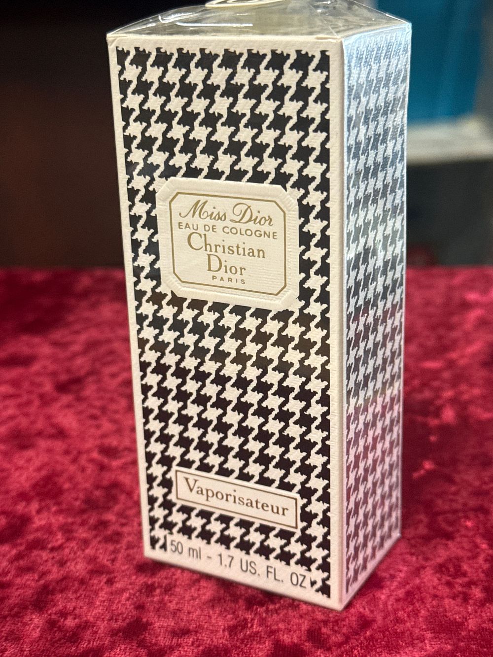 Lot 71: Christian Dior Miss Dior Eau de Cologne 50ml Spray